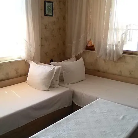 Casa de hóspedes Стаи 